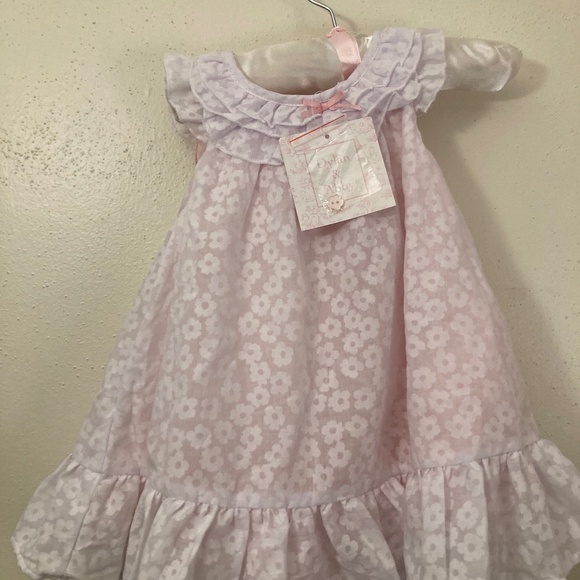 Brand new soft pink/white - Picture 1 of 6